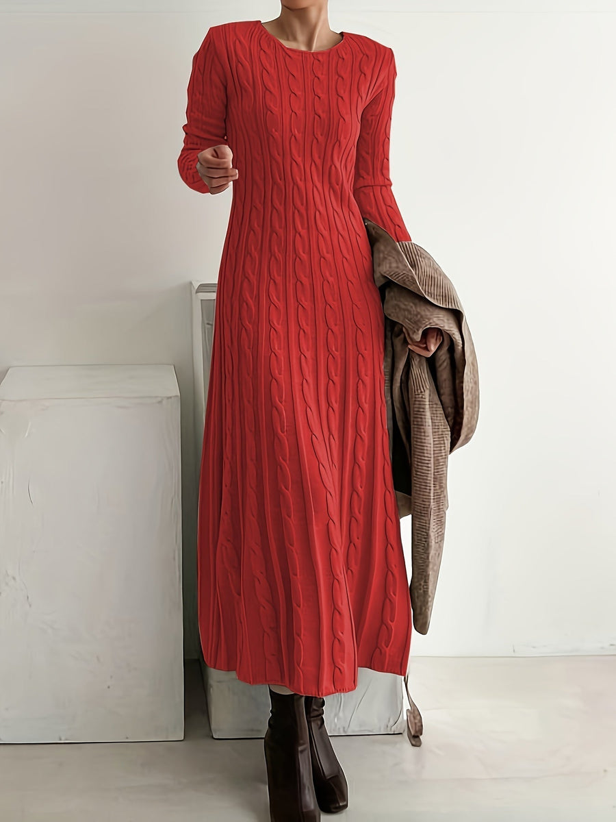 Laura | Elegantes Damen Maxikleid bequem getragen