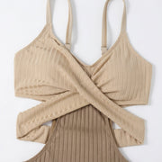 Damen-Badeanzug mit Rippenstruktur, Cut-Out-Details und Wickel-Taille