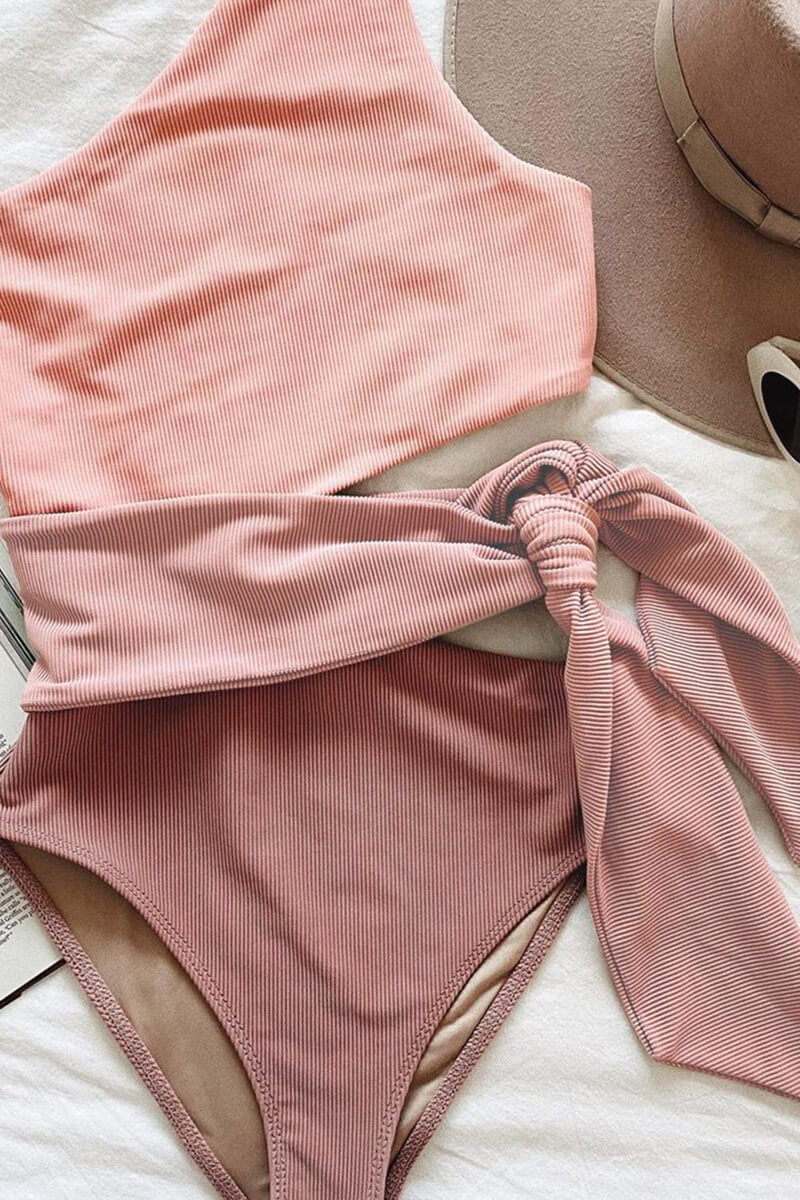 Damen-Bikini-Set mit Ein-Schulter-Oberteil und hoch geschnittener Hose mit Schleifendetail
