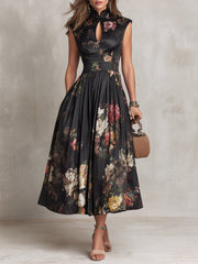Elfriede | Damen Blumen Satin Plissee Midi Kleid Schlüsselloch Ausschnitt