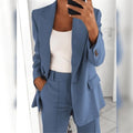Blau