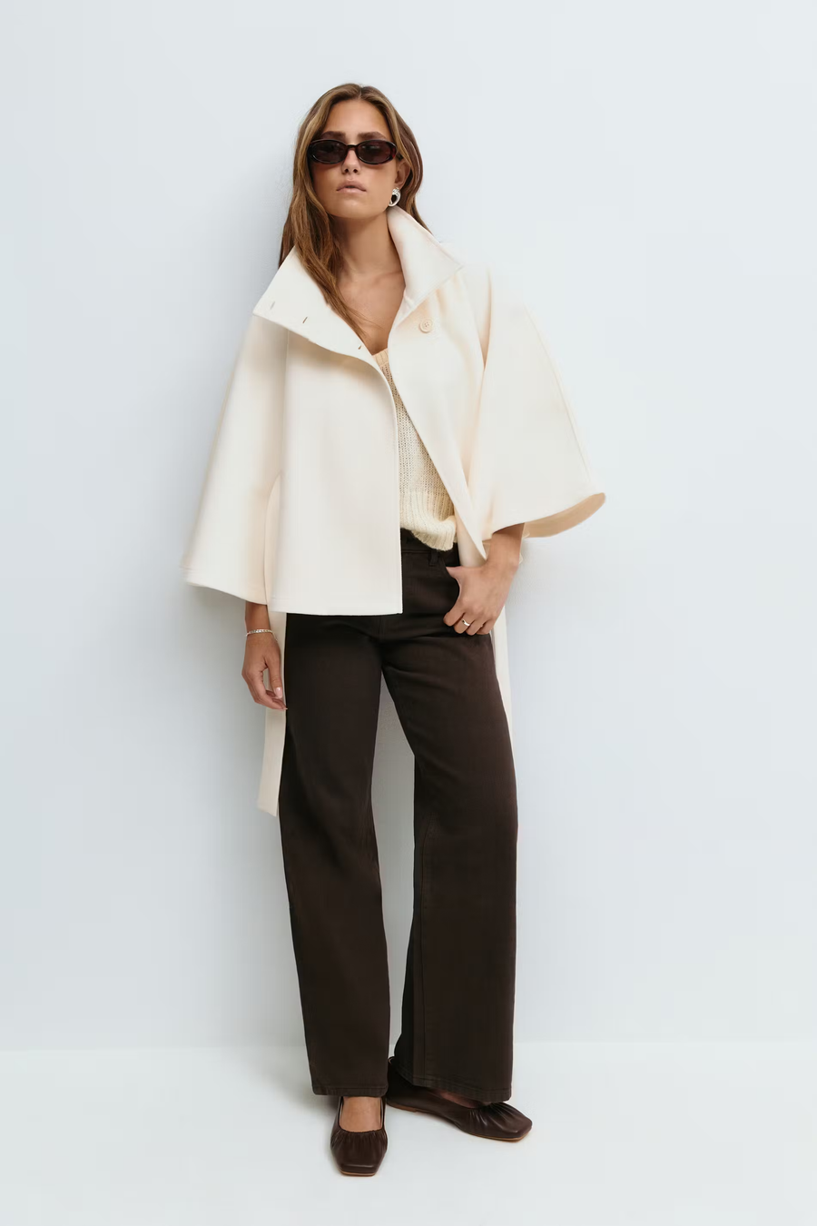 Damen Capejacke mit Stehkragen und Bindegürtel