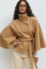 Damen Capejacke mit Stehkragen und Bindegürtel
