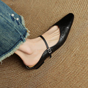 Damen Flache Schuhe mit Spitze, Riemen und Schnallenverschluss
