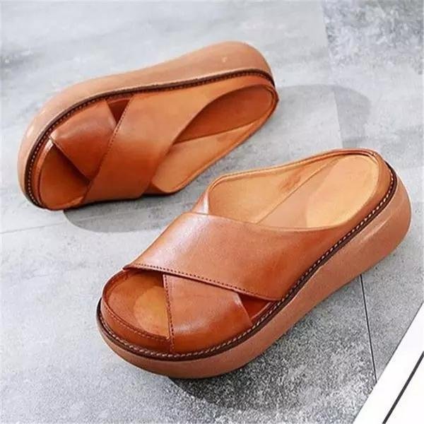 Leonie | Damen Gepolsterte Flache Sandalen Kreuzriemen