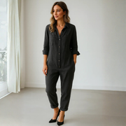 Damen Jumpsuit mit langen Ärmeln, Knopfleiste, Kragen und Brusttaschen