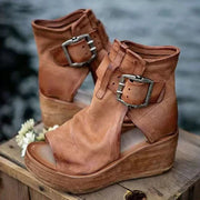 Luisa | Damen Keilsandalen mit Schnallenverschluss und Plateau