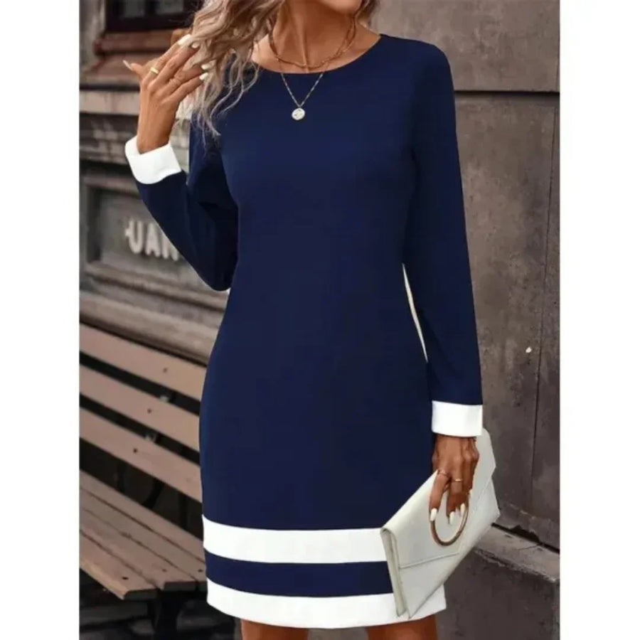Minikleid für Damen mit kontrastierenden Streifen und langen Ärmeln