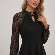 Damen-Kleid mit Spitzenärmeln, Stehkragen und Bindedetail