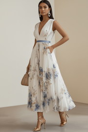Damen Kleid mit V-Ausschnitt und plissiertem Rock