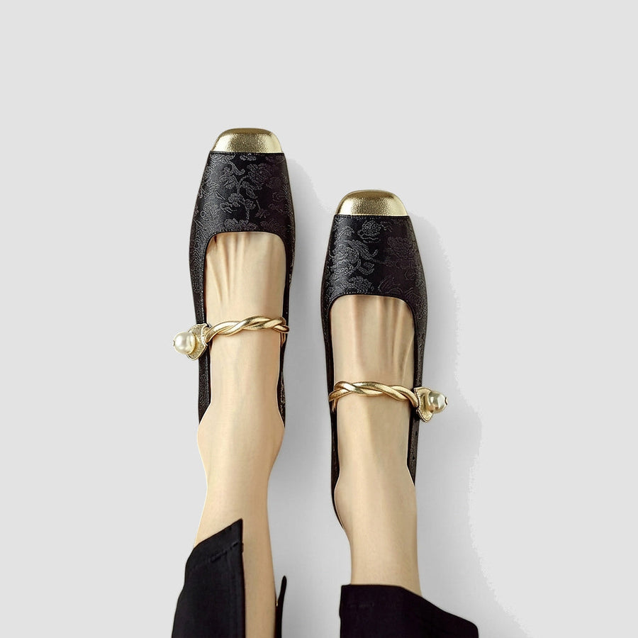 Damen-Mary-Jane-Schuhe mit floralem Muster und verzierten Blockabsätzen