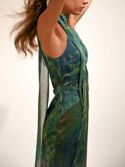 Damen Maxikleid mit Halterneck, Rückenausschnitt und Druckmuster