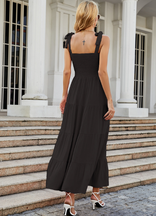 Damen Maxikleid ohne Ärmel mit gesmoktem Oberteil und gestuftem Rock