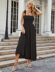 Damen Maxikleid ohne Ärmel mit gesmoktem Oberteil und gestuftem Rock
