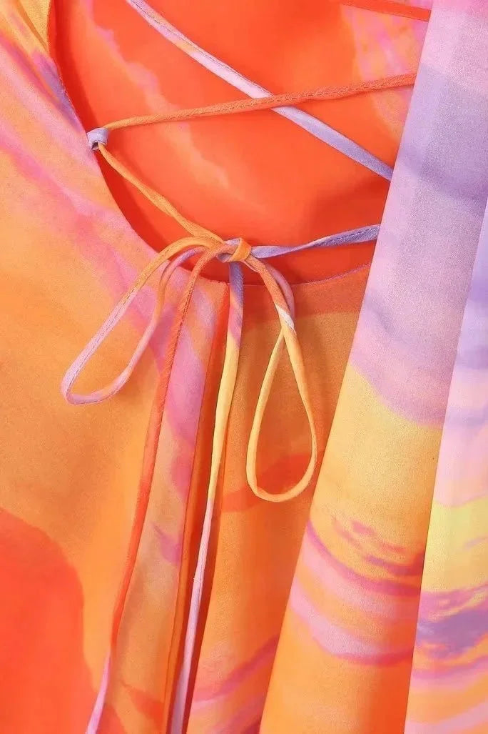 Damen Minikleid in Halfter Form mit Sonnenuntergangsfarben