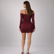 Damen-Minikleid mit schulterfreiem Ausschnitt und Raffungen