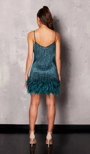 Damen Minikleid mit Spaghettiträgern, Fransenlagen und Federbesatz am Saum
