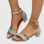 Damen Offene Wedge-Sandalen mit Knöchelriemen und Metallischen Details
