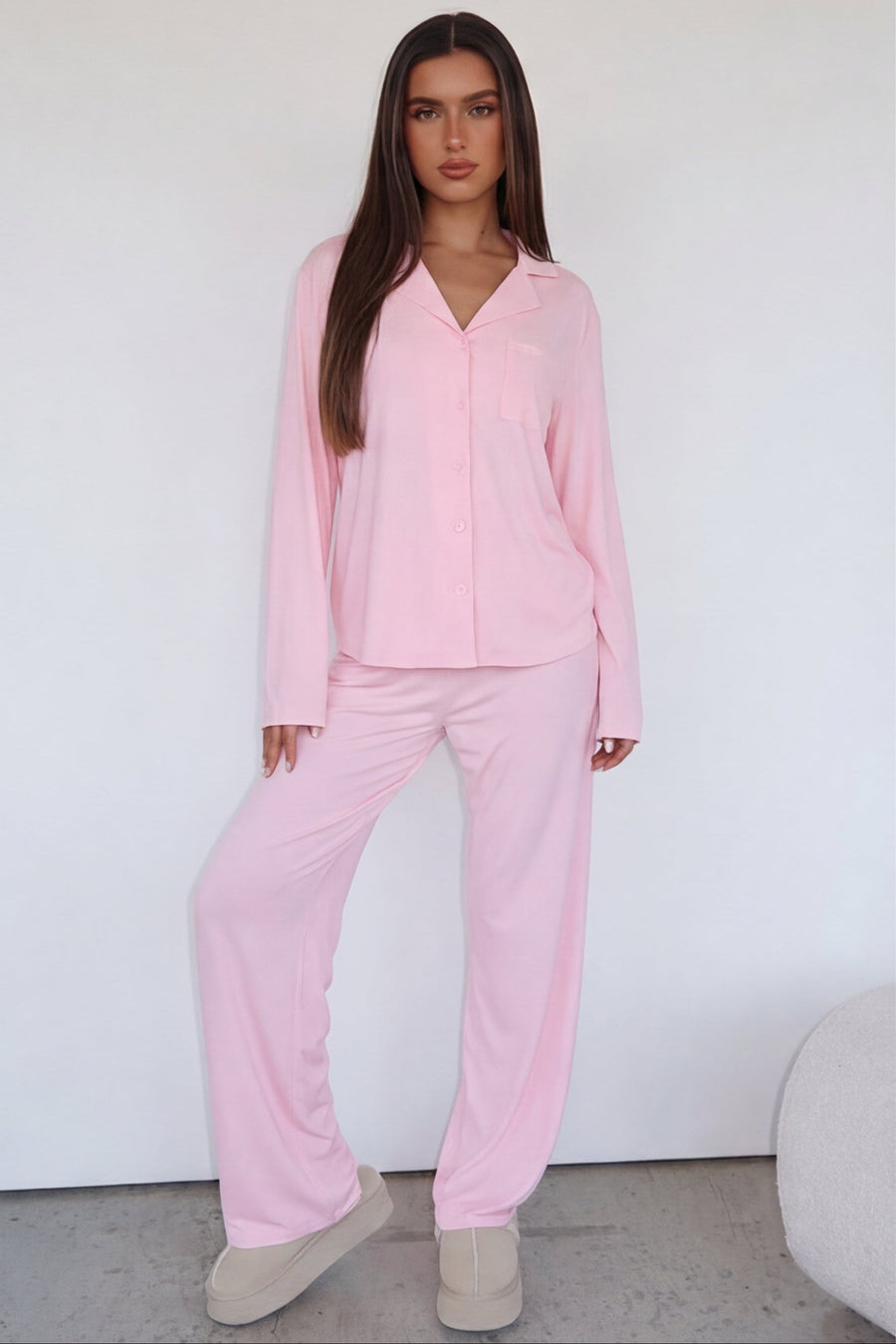 Damen-Pyjama-Set mit Knopfleiste und Reverskragen