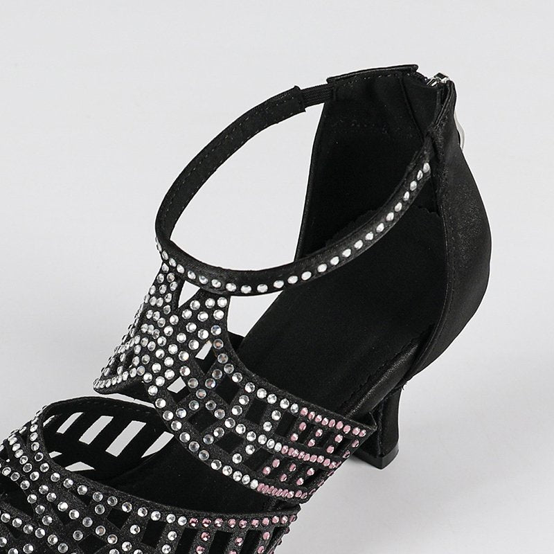 Damen Sandalen mit offener Vorderpartie und strukturiertem Riemendesign