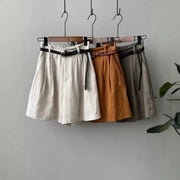Damen Shorts mit hohem Bund, Falten, Gürtelschlaufen und Seitentaschen