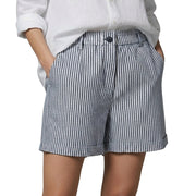 Damen Shorts mit vertikalen Streifen und hoher Taille und umgeschlagenem Saum und Gürtelschlaufen