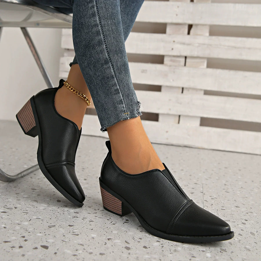 Damen Slipper-Schuhe mit Niedrigem Blockabsatz und Nahtdetail