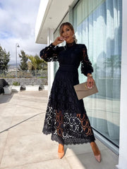 Damen Spitzen-Midikleid mit langen Ärmeln und hohem Kragen