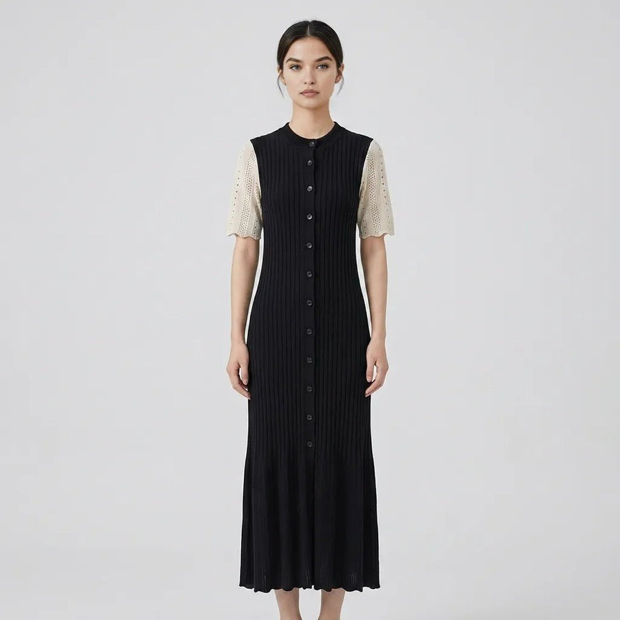 Damen-Strickkleid mit Kragen und Knopfleiste