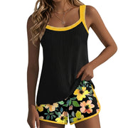 Damen-Tankini-Set mit geripptem Oberteil und gemusterten Shorts