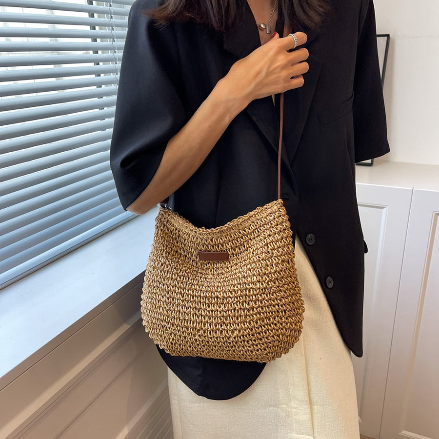 Damen Umhängetasche mit geflochtener Textur und Schulterriemen
