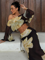 Damen zweiteiliges Set mit One-Shoulder-Top und langem Rock