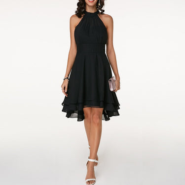 Damenkleid mit Halterneck und Ausgestelltem Rock mit Lagen-Saum