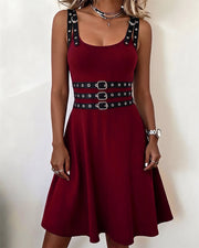 Cirella | Ärmelloses Fit-and-Flare-Kleid mit Schnallendetails