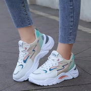 Atmungsaktive Mesh-Turnschuhe für Frauen mit dickem Plateau - Valeria