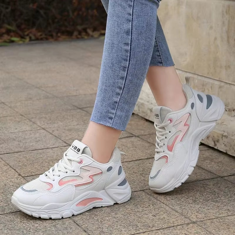 Atmungsaktive Mesh-Turnschuhe für Frauen mit dickem Plateau - Valeria