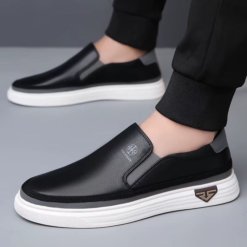 Lässige Herren-Slipper aus atmungsaktivem Kunstleder - Samuel