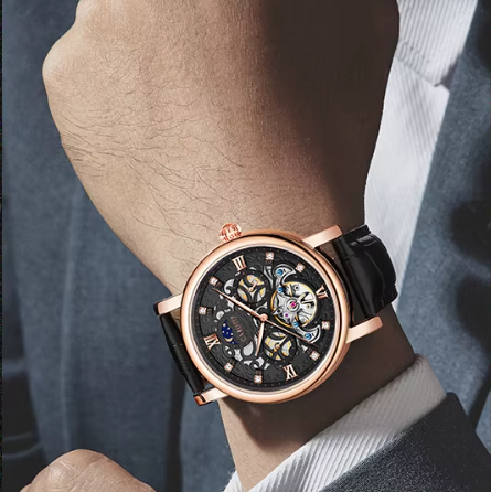 GERALD® MECHANISCHE AUTOMATIK-ARMBANDUHR AUS LERNCHE