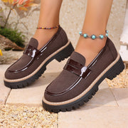 Matte Damen-Slipper mit klobigem Plateau - Rebeca