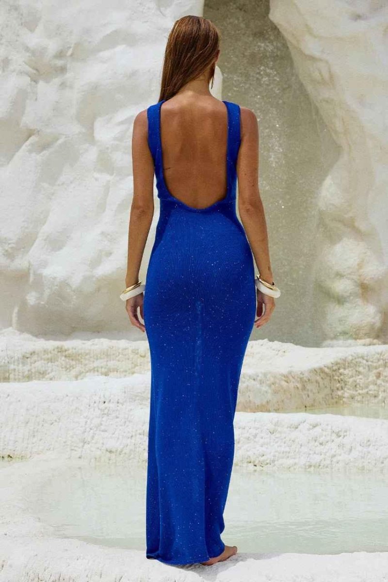 Elara – Schimmerndes Maxikleid mit figurbetonter Silhouette
