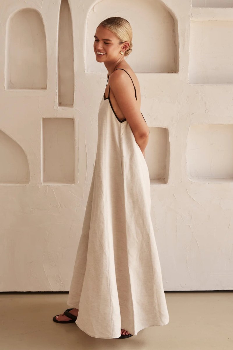 Elegantes Sommer langes Kleid mit Spaghettiträgern