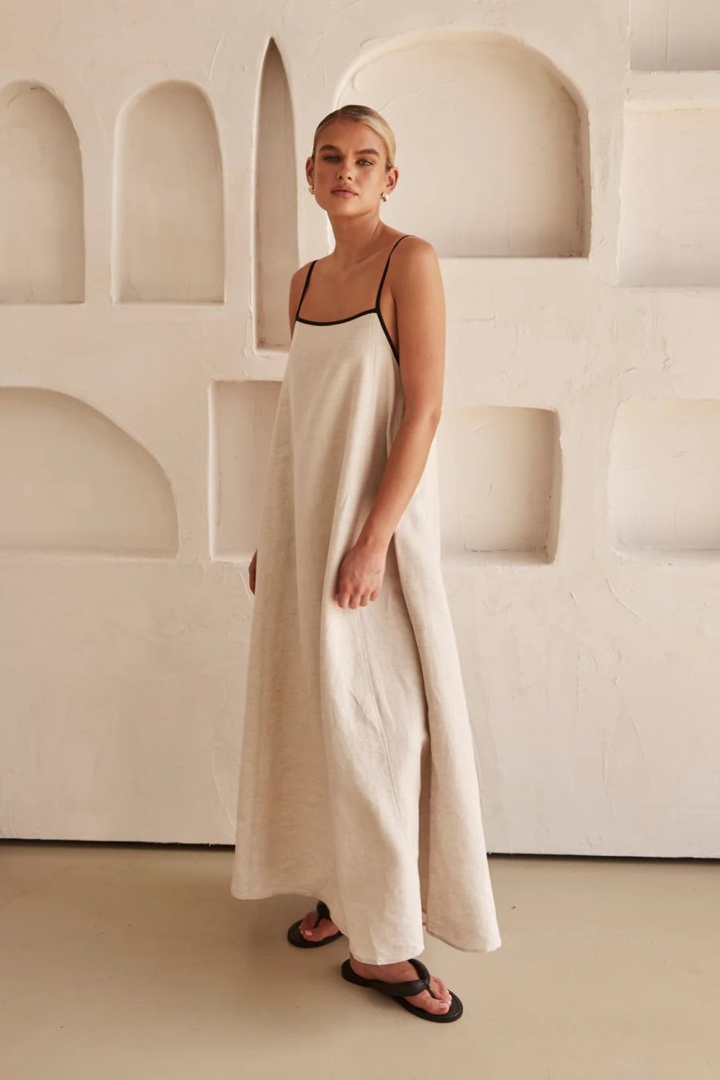 Elegantes Sommer langes Kleid mit Spaghettiträgern