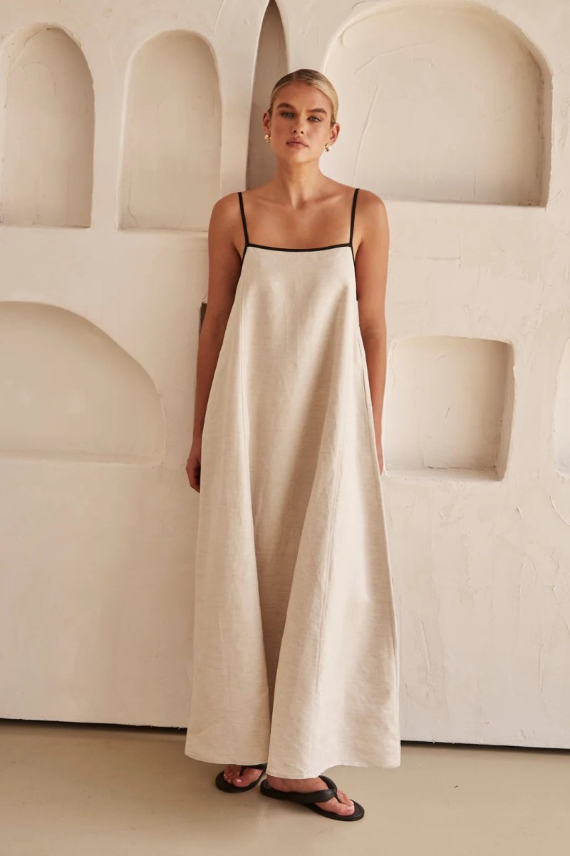 Elegantes Sommer langes Kleid mit Spaghettiträgern