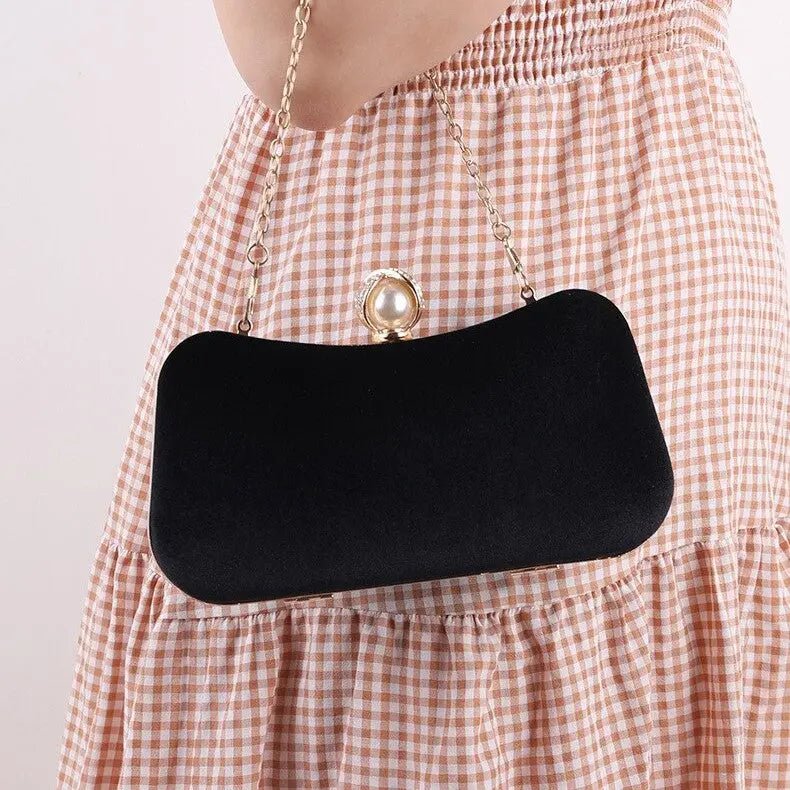 Elise | Samt-Clutch mit Perlenverschluss & Gold-Details – Elegante Abendtasche für Damen