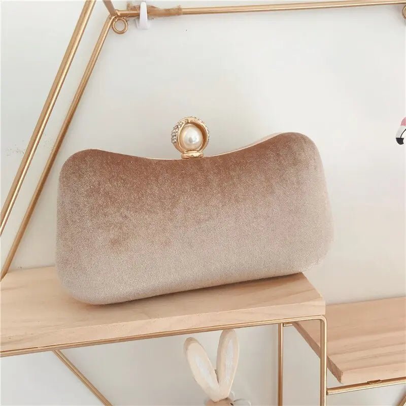 Elise | Samt-Clutch mit Perlenverschluss & Gold-Details – Elegante Abendtasche für Damen