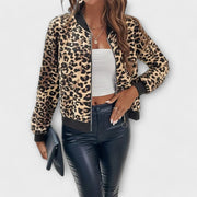 Clara | Stylische Damenjacke im Leo-Design