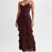 Maxikleid mit Spaghettiträgern und 3D-Blumenapplikationen für Damen