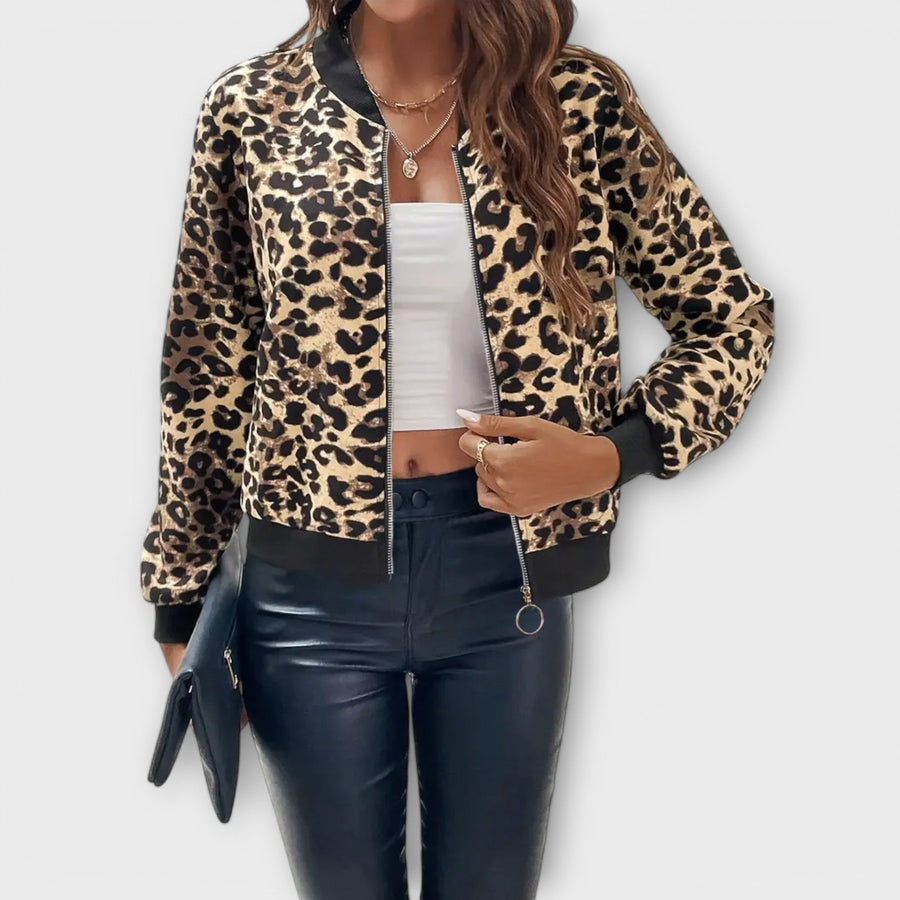 Clara | Stylische Damenjacke im Leo-Design