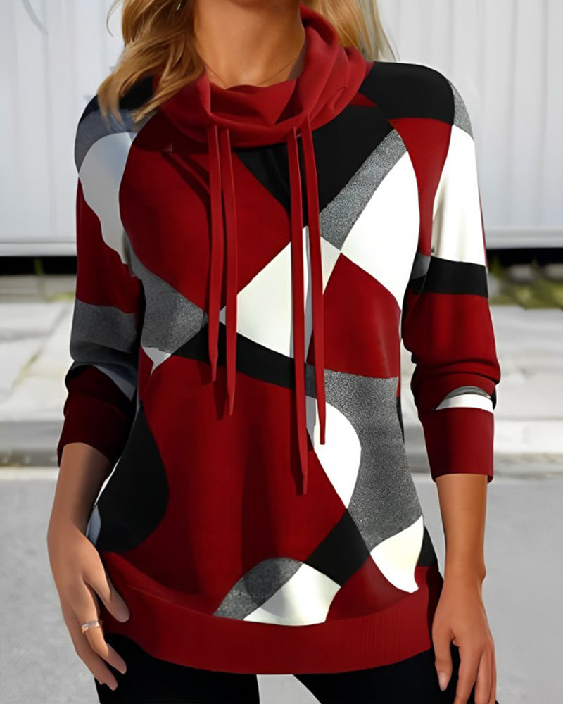 Bedruckter Rollkragenpullover mit Kapuze
