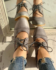 Mia - Oxford-Schuhe mit Vintage-Ausschnitt und Schnürung für Damen | Stilvolle und bequeme Schuhe für Damen